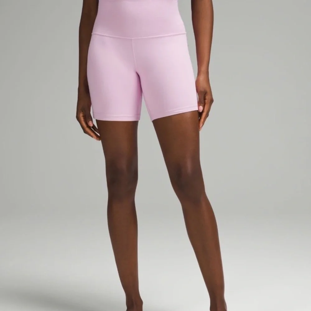 Lululemon Vita Pink 6in Align shorts - Picture 1 of 4